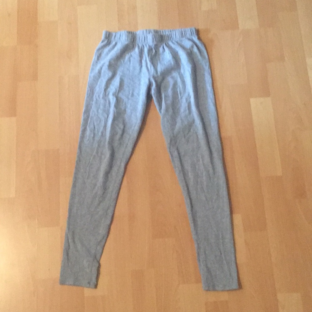 Gray leggings